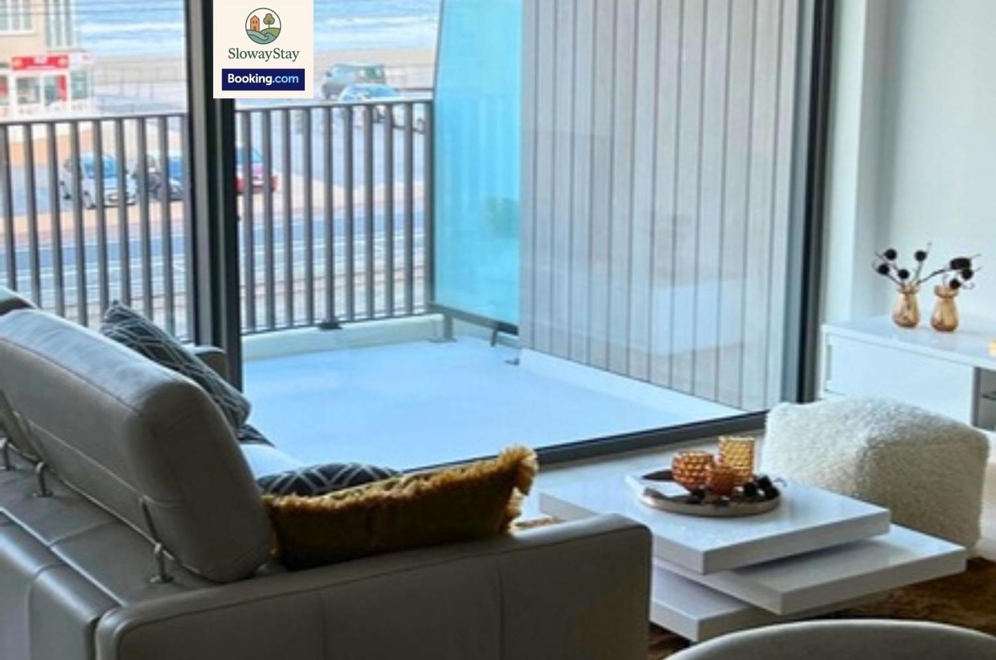 Elegant One Bedroom Apartment With Sea Views & Pool By Slowaystay Serviced Accommodation & Short Lets Oostende Bagian luar foto